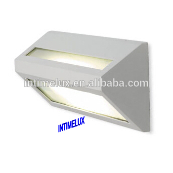 91145B up and down wall mounted exterior corner wall bulkhead light