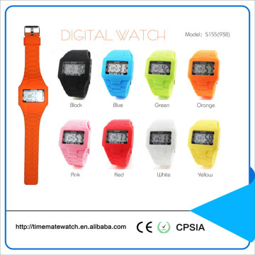Digital silicone watch child stylish digital wrist plastic watch with waterproof for sports