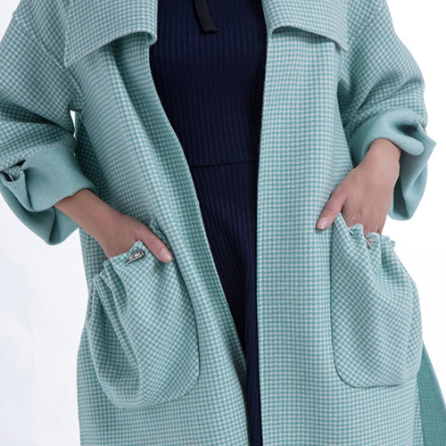 Lady's classic cashmere blend coat