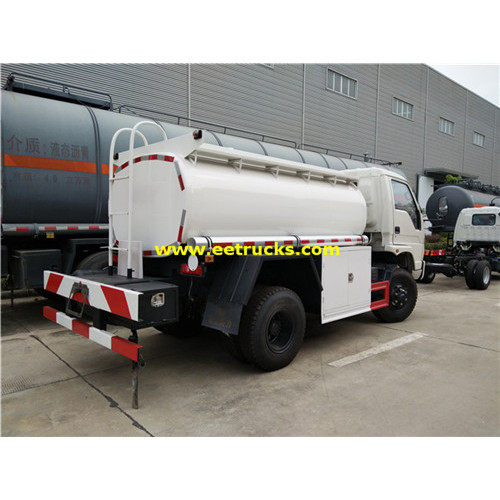 Dongfeng 4x2 5 CBM Oil Tank Trucks