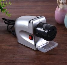 Multifunctional kitchen quick sharpener