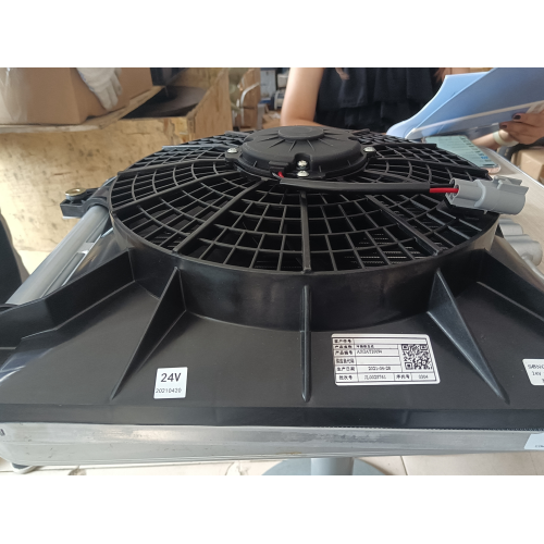 Climatiseur de ventilateur XCMG Pièces 803590063 Condenseur 803590226