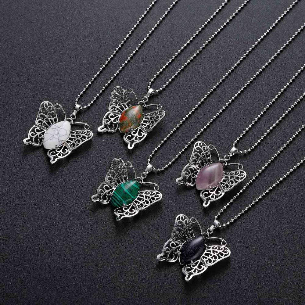 Collar con colgante de mariposa de aleación de plata con piedras preciosas Vintage para mujer, joyería de citas de cristal curativo de cuarzo con piedras preciosas para mujer