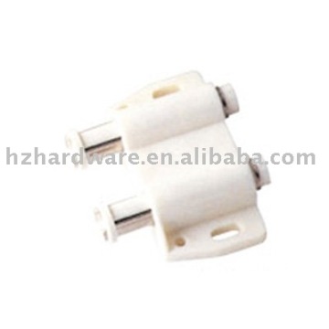 Magnetic catch & latch