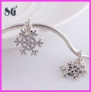 Nice Christmas present 925 original silver snowflake charm with shiny cz stones