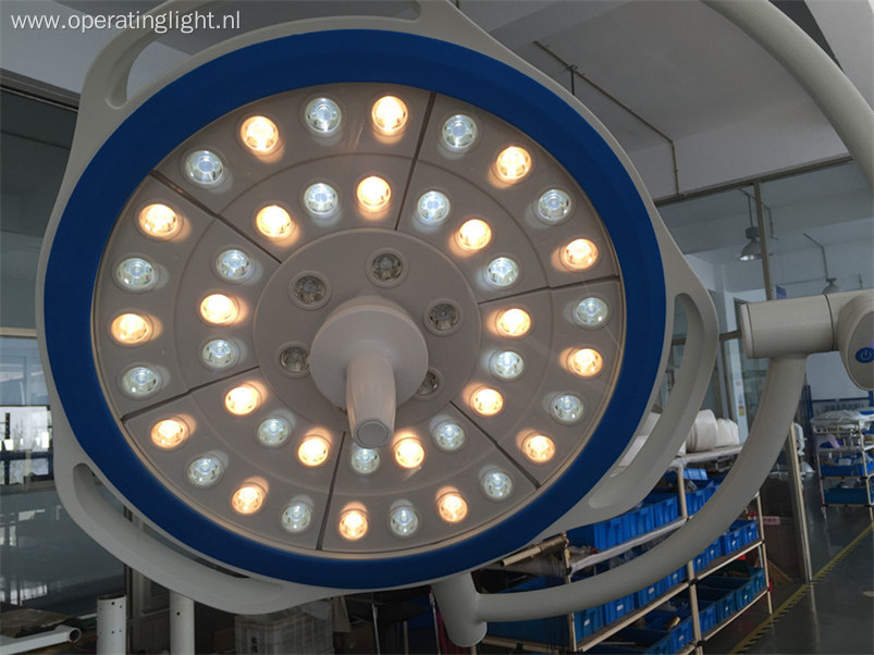 LED round type operating theater light