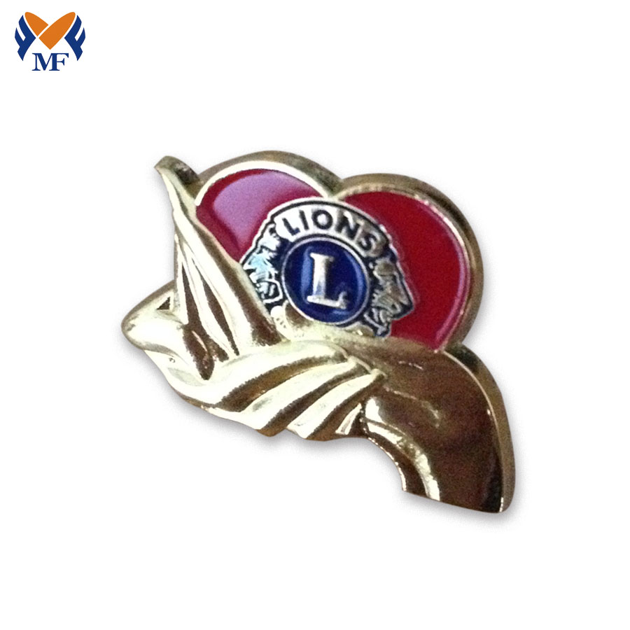 Gold Plating Heart Shape Lion Badge