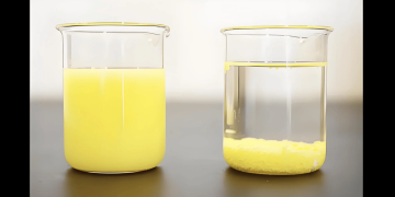 Decolorizing agent for textile printing and dyeing