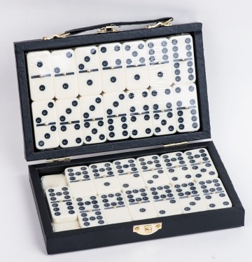 Double 9 Dominoes Game Set In Leather Box