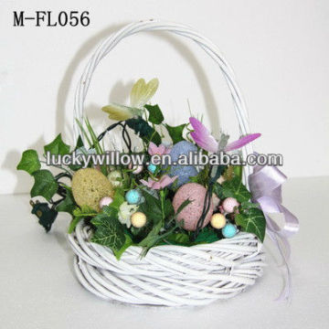 White wicker flower basket & fruit basket