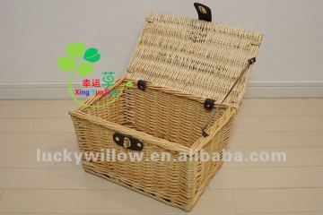 empty wicker picnic basket with lid and handle[factory supplier]