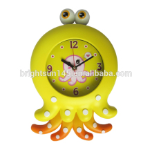 Quartz Analog Type Optopus Shape Decorative Digital Swing Wall Clock