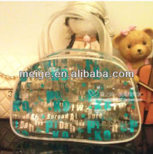 Large capacity tote bag/plastic beach bags and totes