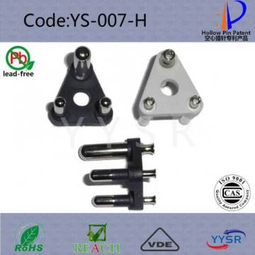 Electric Plug And Computer Accessories?