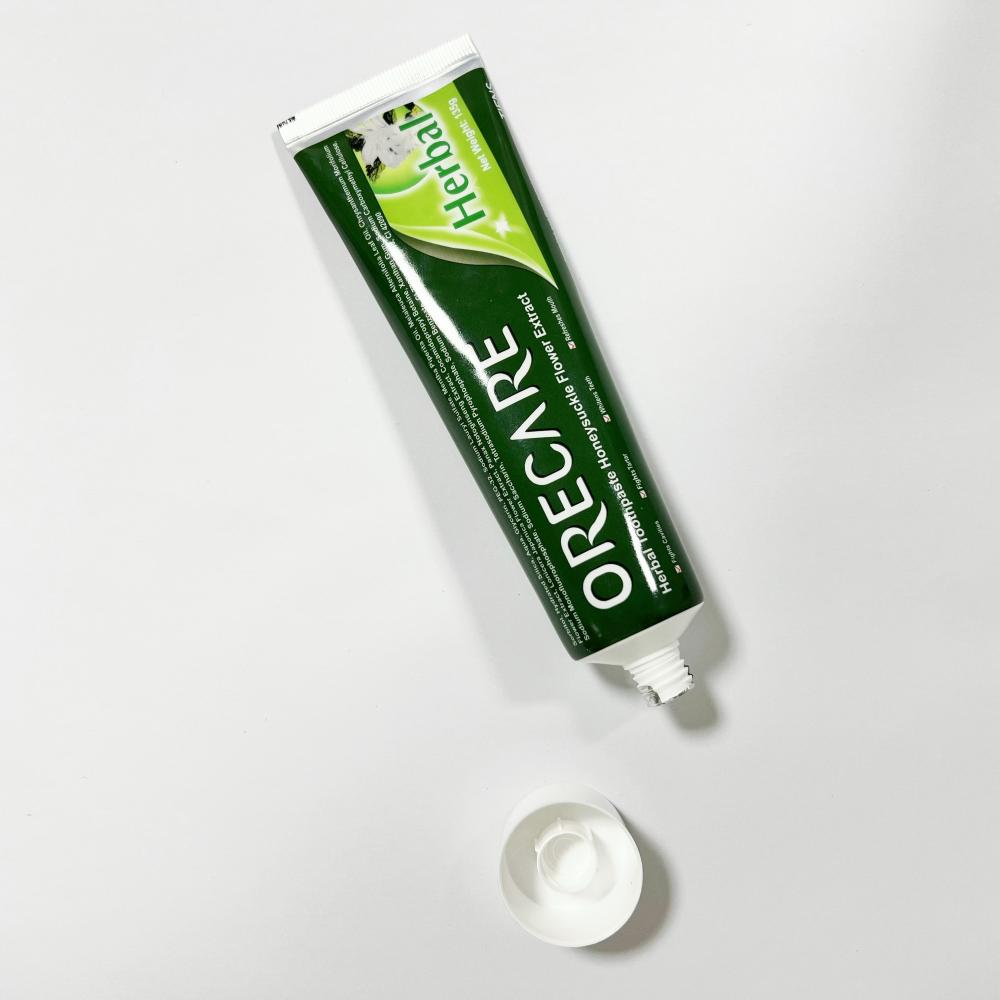 Herbal toothpaste