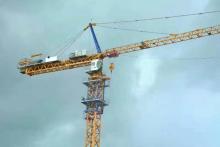 The tower crane easy maintenance