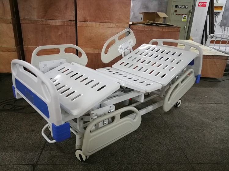 BT-AE011A Cheap 5 function icu remote control electric hospital bed medical adult patient bed ABS rails mattress price