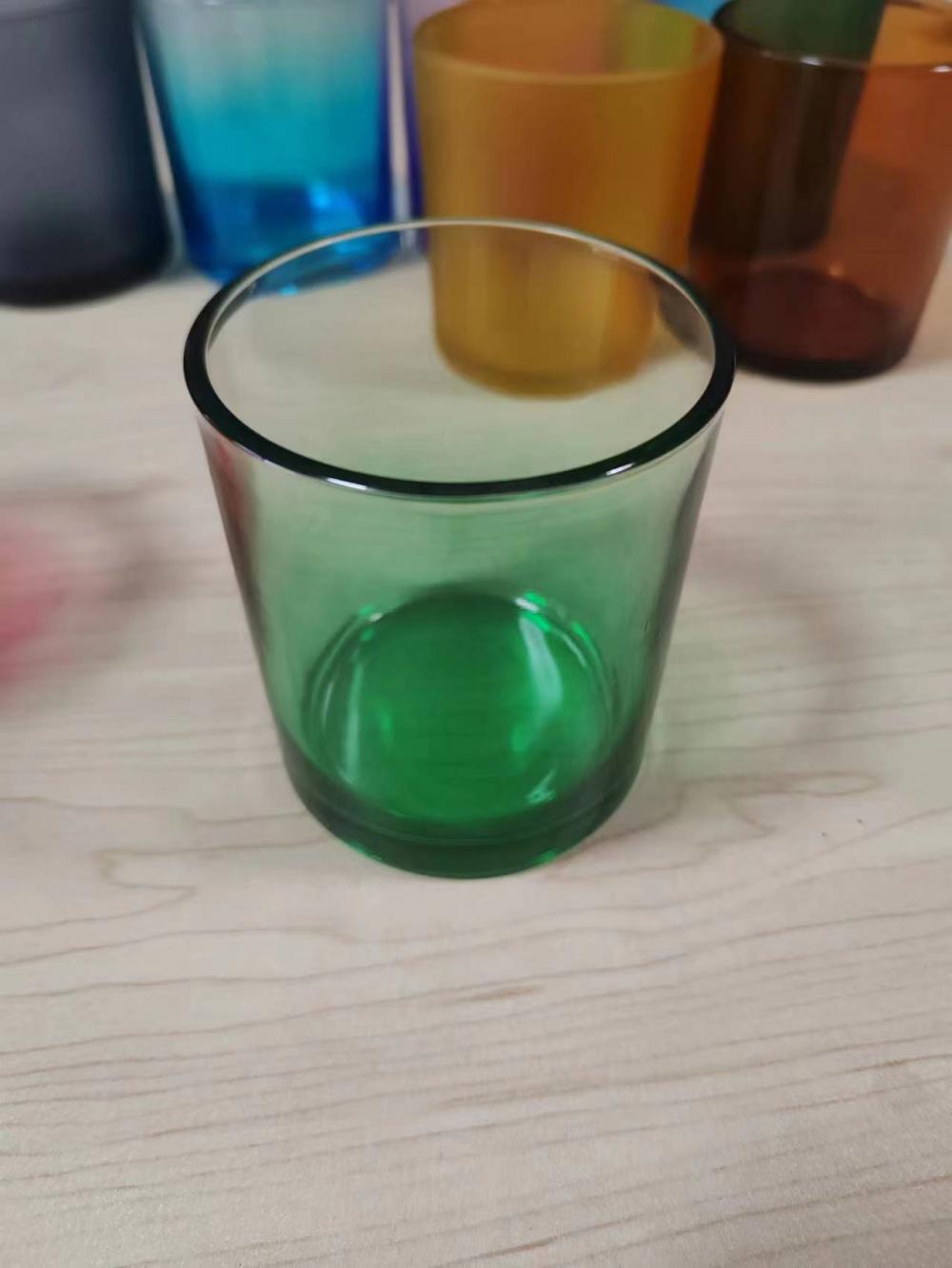 Шкляныя бутэлькі для калары