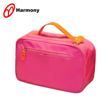 Portable pink women travelling cosmetic bag with handle
