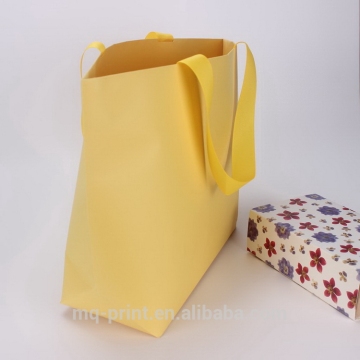 Factory in Shanghai China Best sell newest paper bag shopping bag