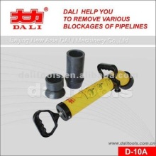 Manual toilet cleaning tools