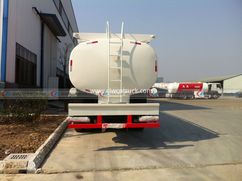 oil transport truck 5