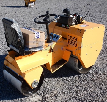 High Quality Ride On Asphalt Road Roller For Sale