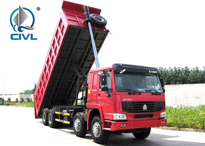 Camions lourds 8x4 à benne basculante 1 8x4 Tipper Heavy Duty Trucks 1