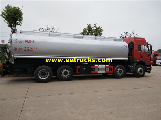 25m3 Lubricant Oil Tank Trucks