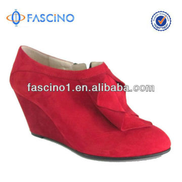 Red wedge shoes