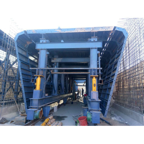 Hydraulische bekisting trolley voor tunnel omkeer