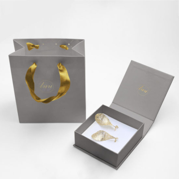 Luxury Jewelry Earrings Gift Box with Magnetic