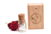 Cork glass bottle pendrive