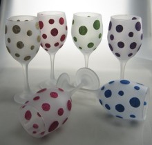 Hand painted Frosting polka-dot wine glass