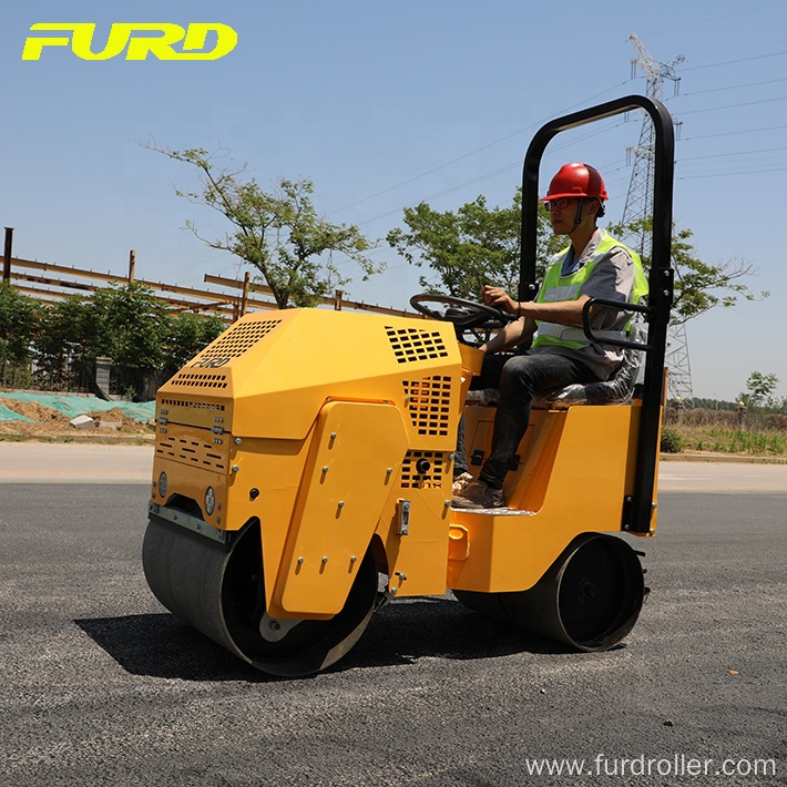 Ride-on Compactor Vibratory Road Roller with Nice Price