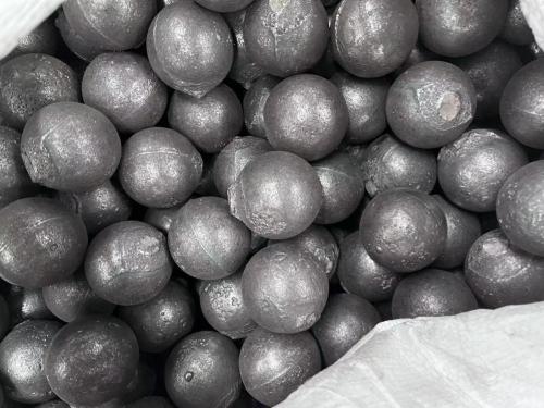 Abrasives cast steel balls