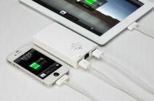 Mobile Portable Power Bank 3G Wifi Router Multifunction 520