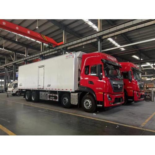 Sinotruk HOWO 8x4 Refrigerator Truck