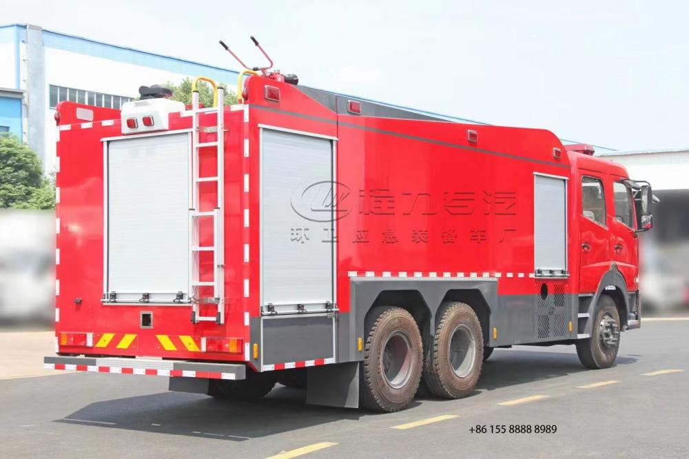 Dongfeng Tianlong Export Type 12 Square Water Tank Fire Truck 4 Jpg