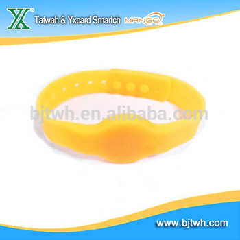 RFID adjustable silicone wrist band