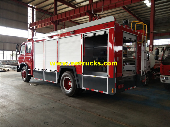 Foam Tank Fire Trucks