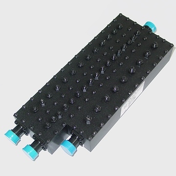 Combiner (GSM/DCS/WLAN)