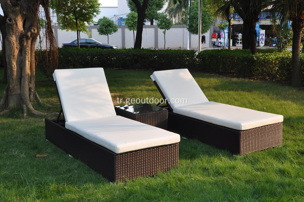 Modern güzel dokuma rattan şezlong