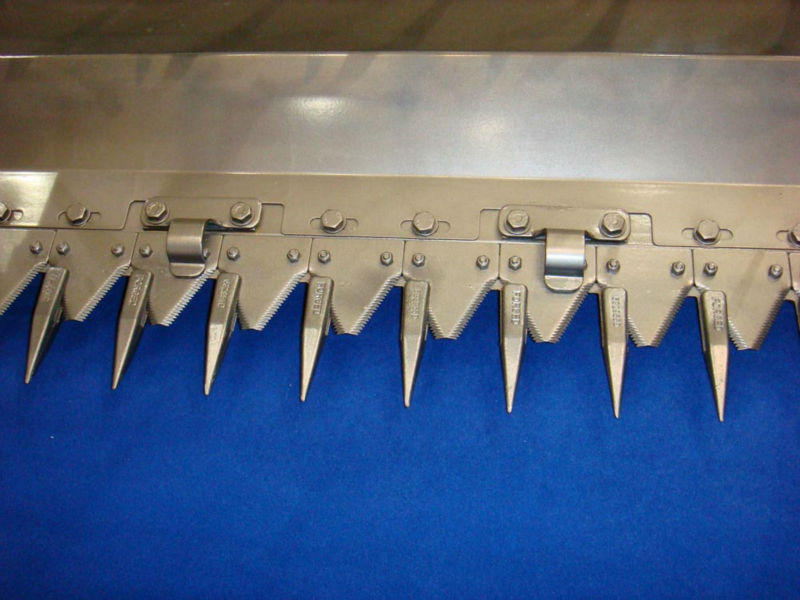 knife guard for combine harvester