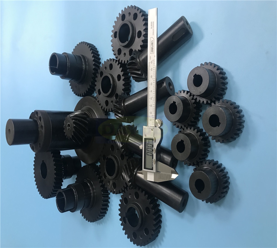 Custom Input Shaft and grinding Output Gear Shaft Manufacturer in China