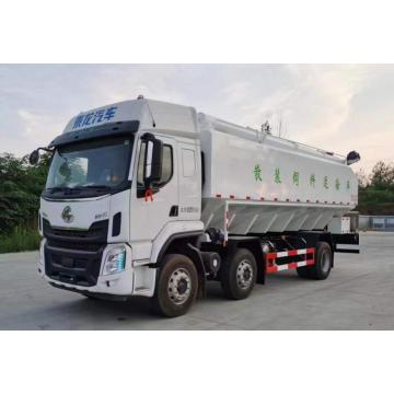 New type feed truck Mobile feeding truck