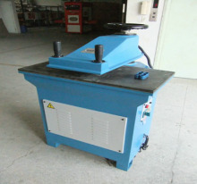 Handle cutting machine