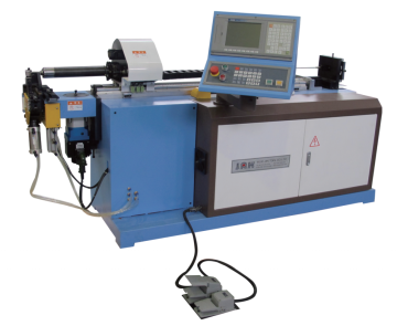 CNC tube bender
