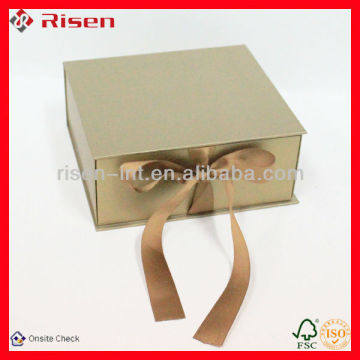 paper gift box with butterfly tie