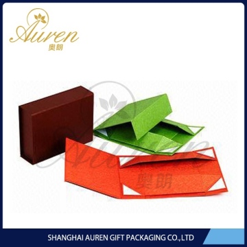 Dubai ribbon closure folding box